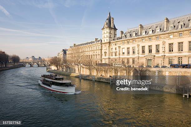 paris seine - seine maritime stock pictures, royalty-free photos & images