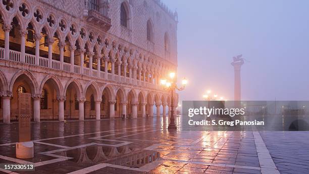 architecture of venice at dawn - st mark's square stock pictures, royalty-free photos & images