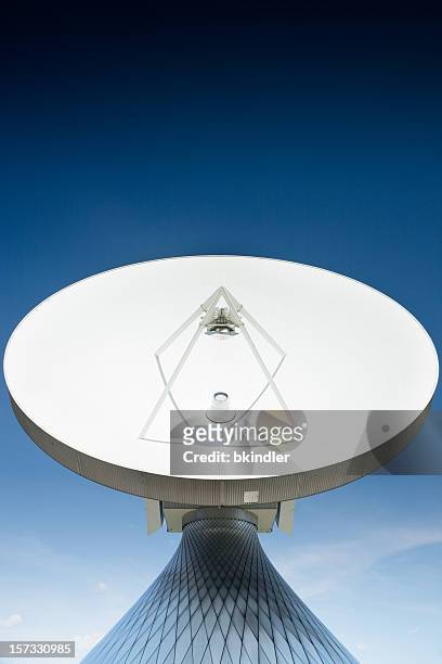 satellite dish - radio telescope stock pictures, royalty-free photos & images