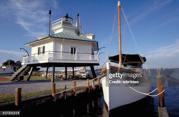 hooper straße lighthouse - saint michaels stock-fotos und bilder