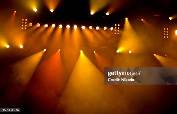 concierto de luces - lámpara eléctrica fotografías e imágenes de stock
