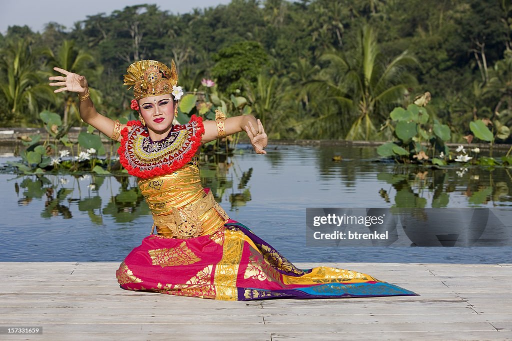 Bali dancer