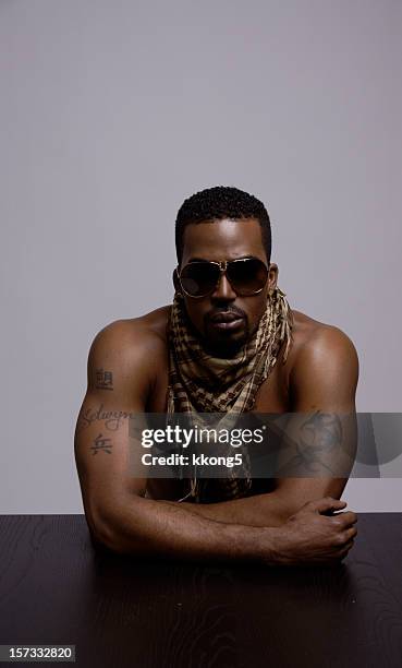 black rapper with shades - rapper stock pictures, royalty-free photos & images