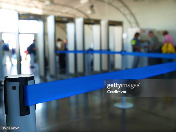 checking point - airport x ray images stock pictures, royalty-free photos & images