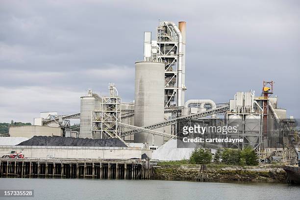 concrete factory or cement heavy industry manufacturing - cement factory stock pictures, royalty-free photos & images