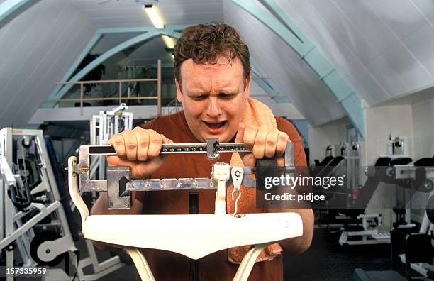 checking weight - pound unit of mass stock pictures, royalty-free photos & images