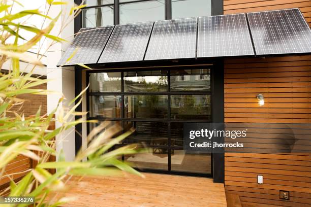 living green - tuinscherm stockfoto's en -beelden