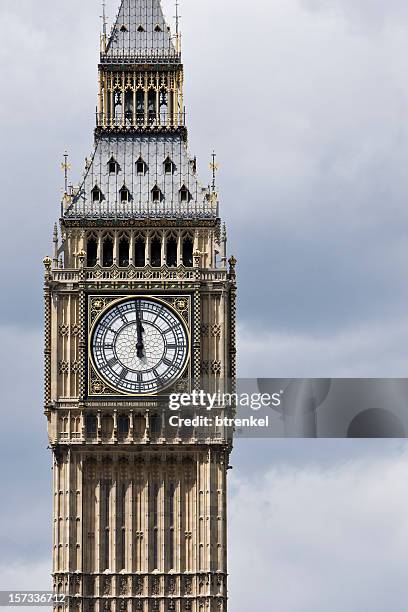 one minute to 12 o'clock - midday stock pictures, royalty-free photos & images