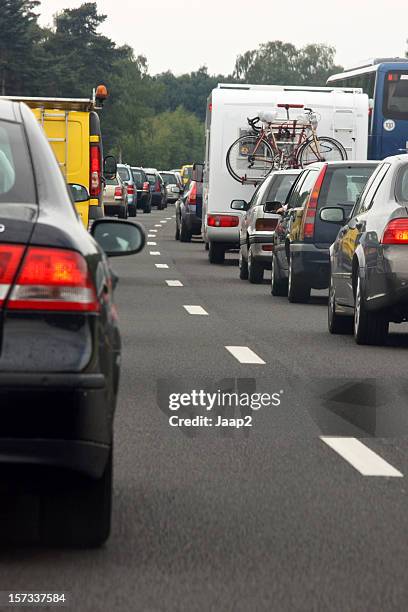 close-up of traffic on a dutch highway - busy street stockfoto's en -beelden