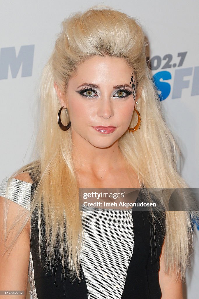 KIIS FM's 2012 Jingle Ball - Night 1 - Arrivals