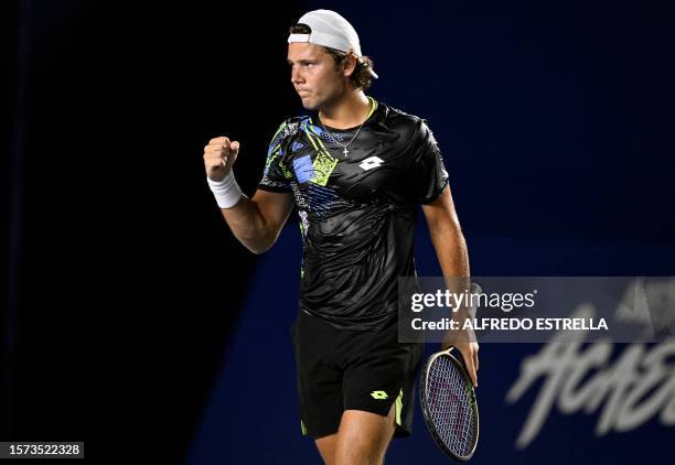 772 Aleksandar Kovacevic (Tennis) Stock Photos, HighRes Pictures, and