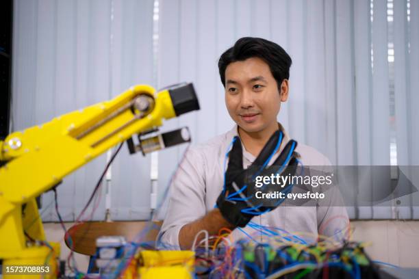 Engineer Inventing 6,301 Inventor Invention Stock Photos, High-Res Pictures, and Images ...