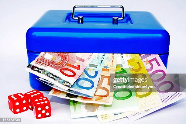 cash box - five hundred euro banknote stock pictures, royalty-free photos & images