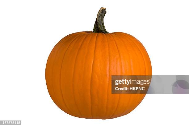 round halloween pumpkin, perfect – clipping path - clipping path stockfoto's en -beelden