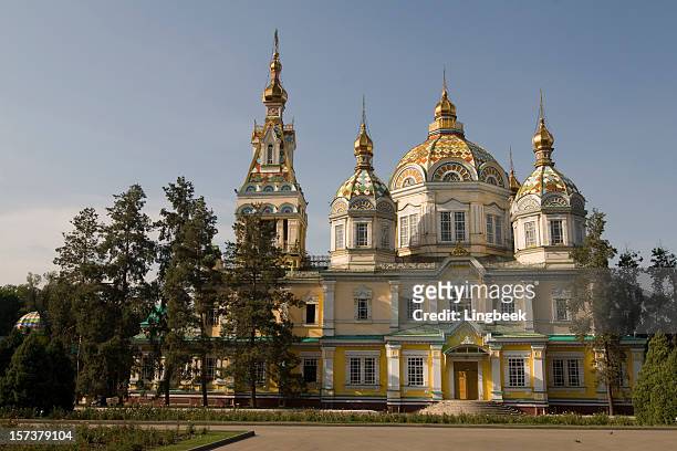 cathedral of holy ascension, almaty - unalaska 個照片及圖片檔
