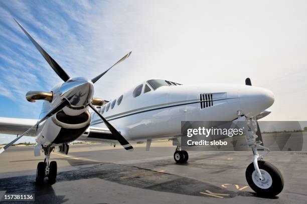 twin engine airplane mkii - propeller 個照片及圖片檔