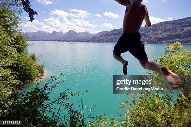 vivez un peu&nbsp;! - long jump photos et images de collection