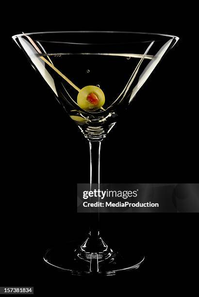 perfect martini - martini glass stock pictures, royalty-free photos & images