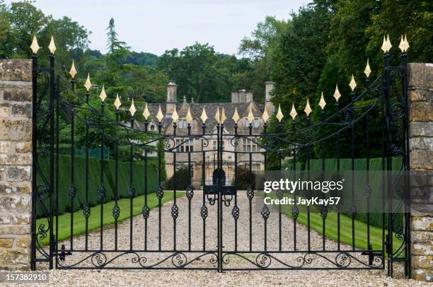 old english manor house - cotswolds stock pictures, royalty-free photos & images