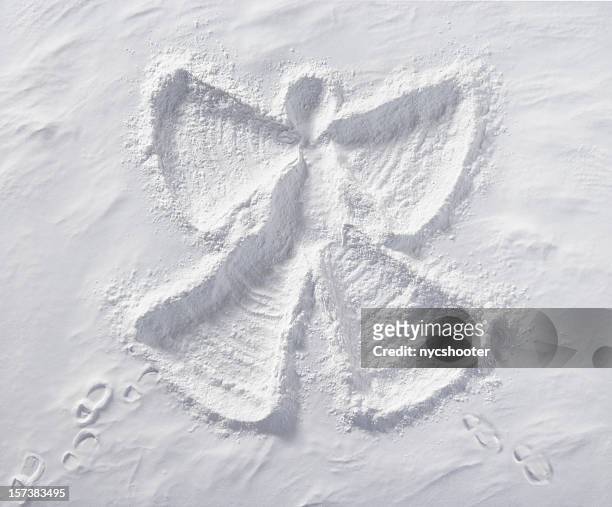 snow angel - snow angel 個照片及圖片檔