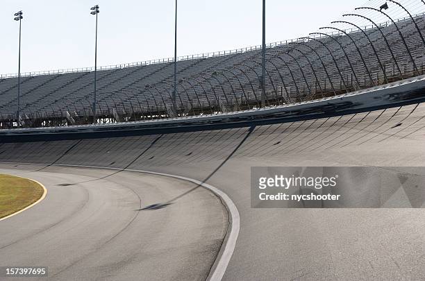 hairpin turn - nascar stock pictures, royalty-free photos & images
