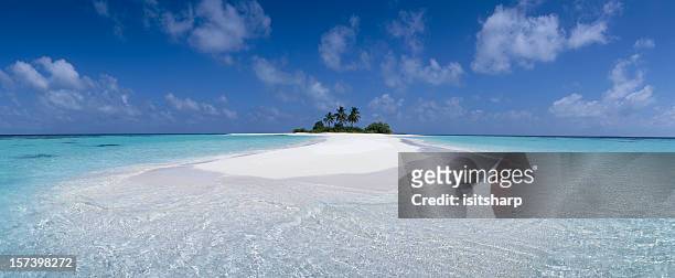 island - desert island stock pictures, royalty-free photos & images