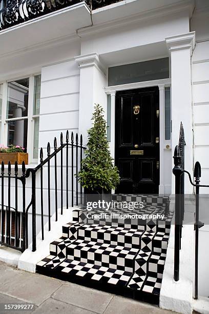 expensive townhouse in chelsea london - kensington stock pictures, royalty-free photos & images