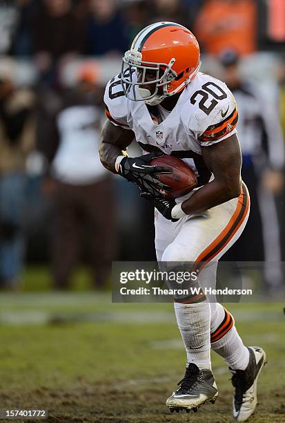 Montario Hardesty of the Cleveland Browns rushes with the ball against the Oakland Raiders in the fourth quarter at Oakland-Alameda County Coliseum...