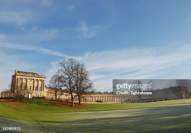 royal crescent, bath - bath stock pictures, royalty-free photos & images