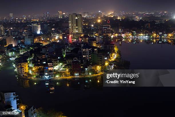 hanoi vietnam city skyline with urban nightlife and vietnamese culture - hanoi night stockfoto's en -beelden