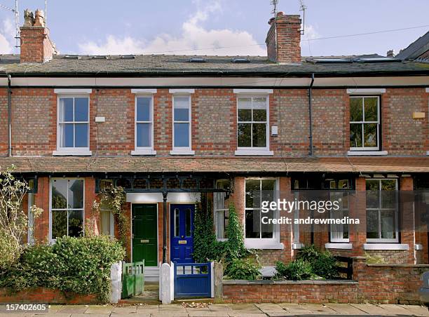 terraço vitoriano, didsbury, manchester, uk-mais edifícios externas abaixo - janela saliente - fotografias e filmes do acervo