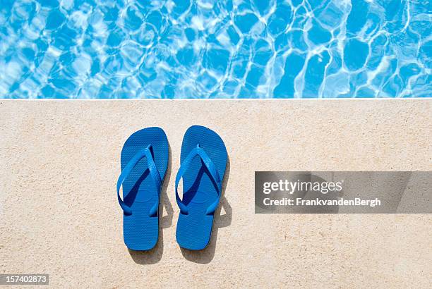 pair of sandals - slippers stockfoto's en -beelden