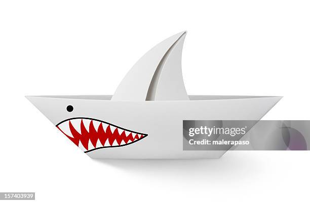 papierschiff shark - plastikhai stock-fotos und bilder