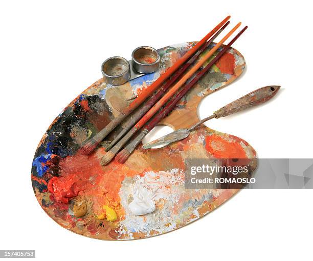 wooden palette with paintbrushes and oil paint on white - colour palette stockfoto's en -beelden