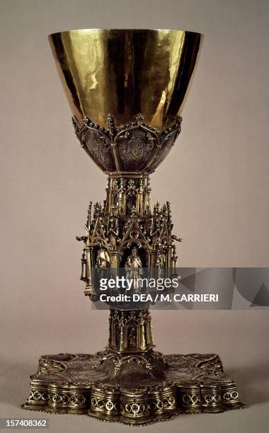 Goblet of Gian Galeazzo Visconti, from the Treasury, Cathedral of Monza. Italy, 14th century. Monza, Museo Serpero .