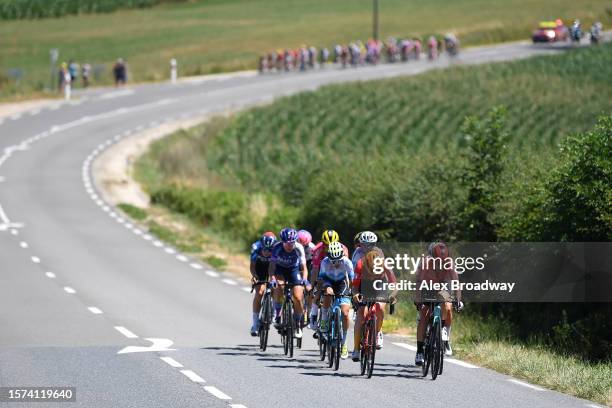 General view of Paula Patiño of Colombia and Movistar Team, Mischa Bredewold of The Netherlands and Team SD Worx - Protime, Amber Kraak of The...