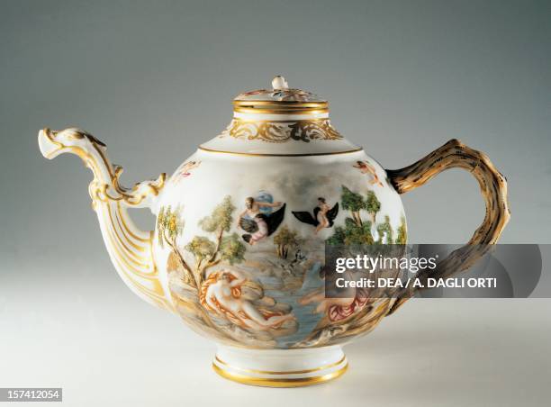 Teapot decorated with bas-relief depicting the Abduction of Ganymede porcelain, height 16 cm, Ginori manufacture, Doccia, Sesto Fiorentino, Tuscany....