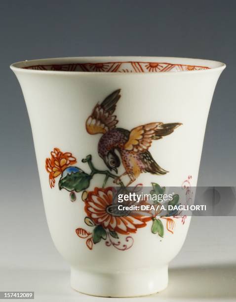 Heraldic cup porcelain, Ginori manufacture, Doccia, Sesto Fiorentino, Tuscany. Italy, 18th century.