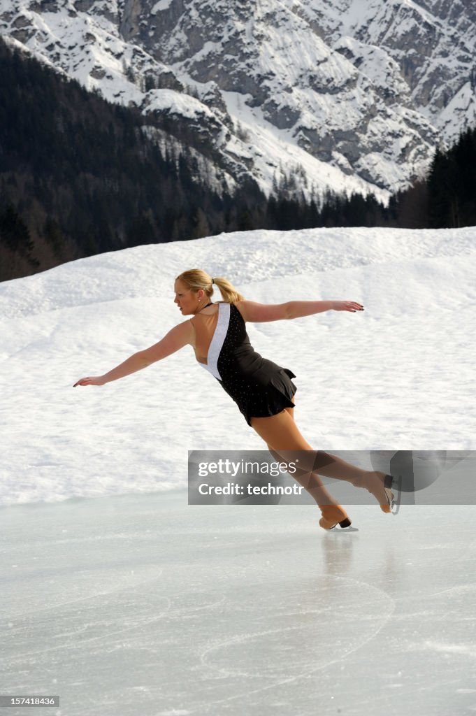 De patinaje sobre hielo natural
