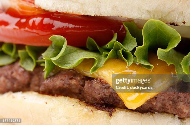 cheeseburger close-up - burger close up stock pictures, royalty-free photos & images