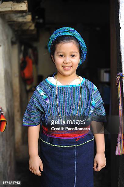little mayan girl - mayan people stockfoto's en -beelden