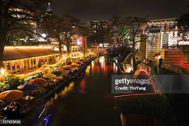 river walk, san antonio, texas, showing sidewalk cafe night life - san antonio texas night stock pictures, royalty-free photos & images