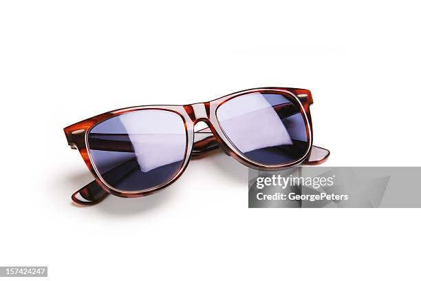 elegante sonnenbrille - sonnenbrillen stock-fotos und bilder