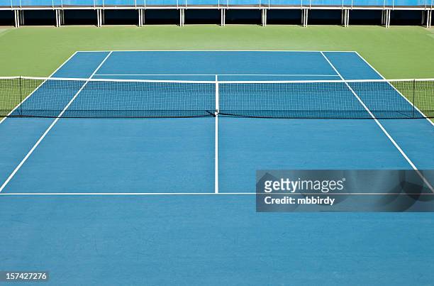 tennis-hartplatz - tennisnetz stock-fotos und bilder