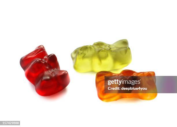 isolated fruit gummi bears - gummi bears stockfoto's en -beelden