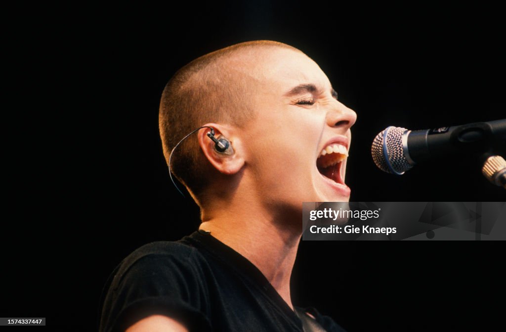 Sinéad O'Connor On Stage