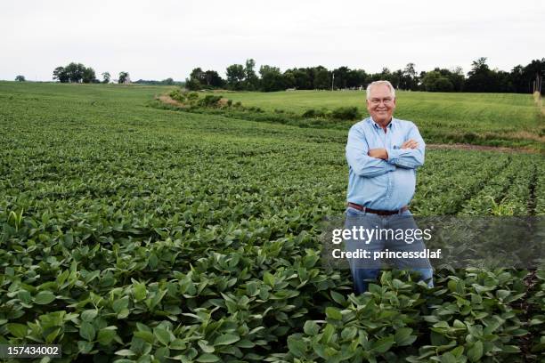 happy farmer - agriculture happy stockfoto's en -beelden