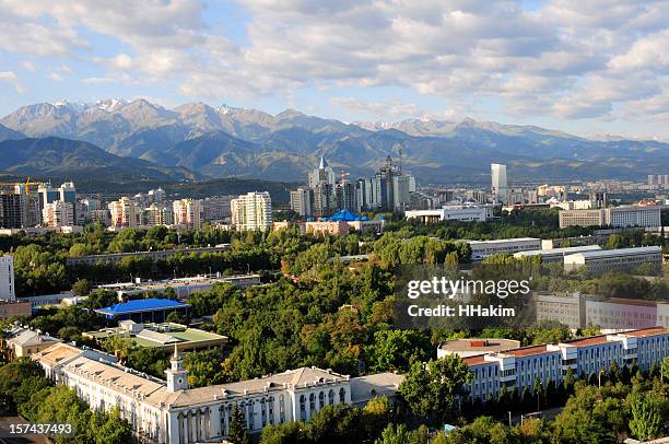 almaty skyline - kazakhstan 個照片及圖片檔