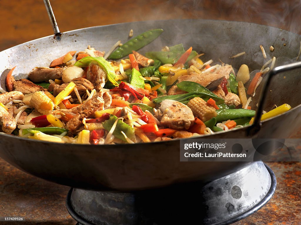 Huhn und Gemüse Stir-Fry