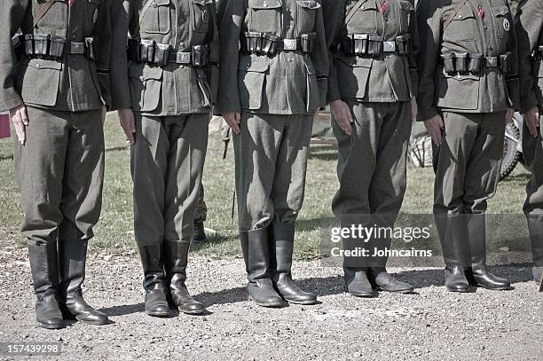 parade militaire. - armée allemande photos et images de collection